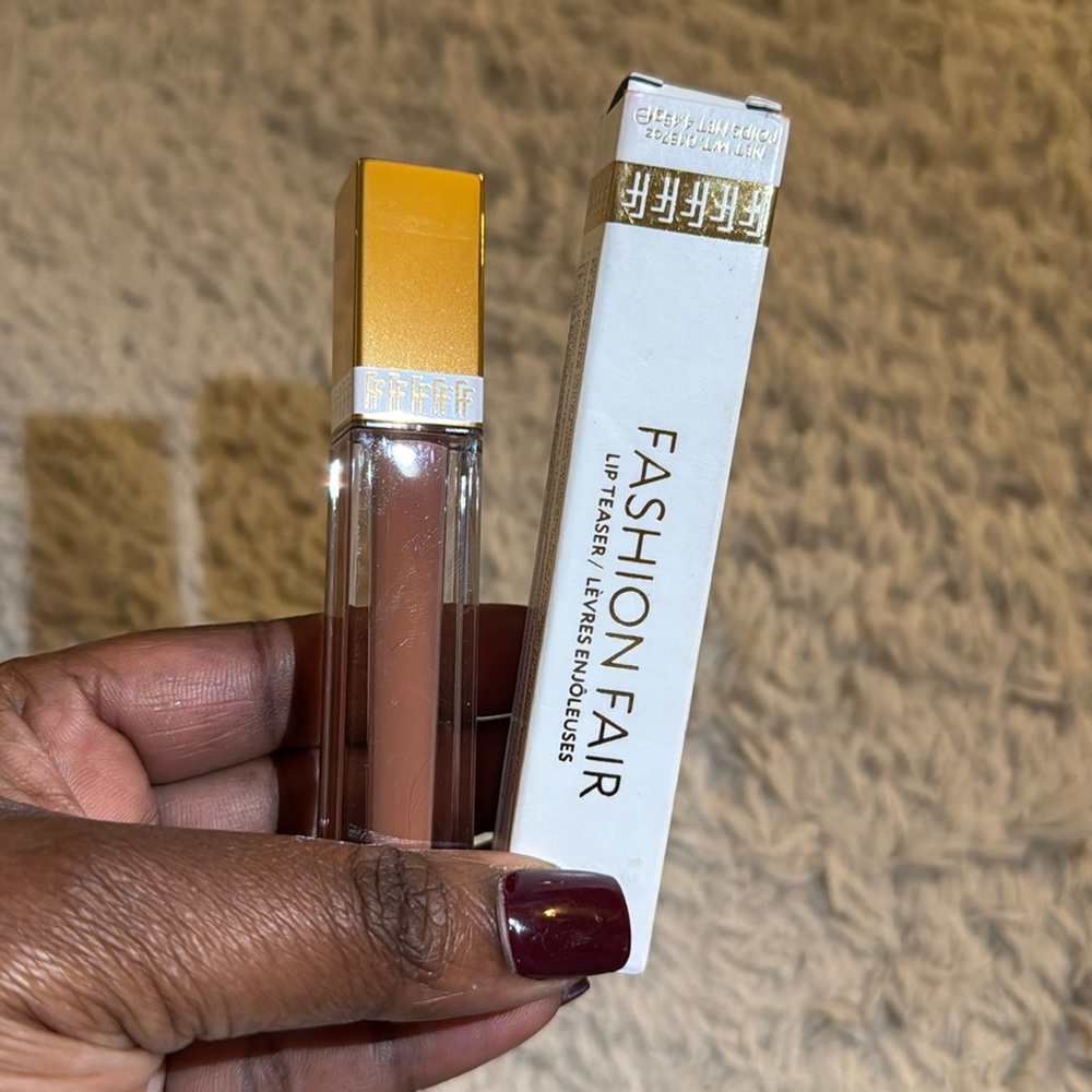 Fashion Fair Lip teaser gloss